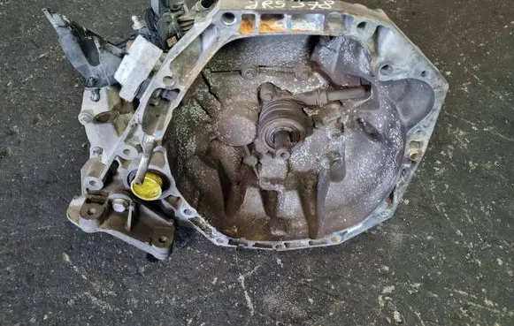 Renault Twingo II Manual 5 speed gearbox JR5378
