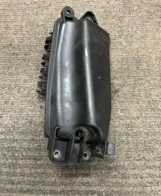 Mercedes-Benz E W212 Vacuum air tank A6510700568