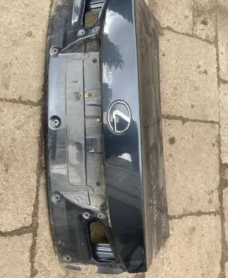 Lexus IS 220D-250-350 Tailgate/trunk/boot lid