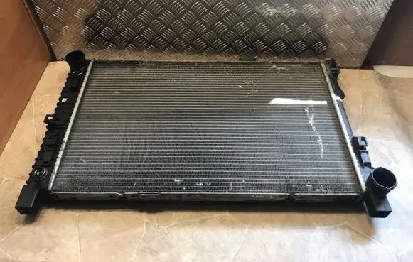 Coolant radiator