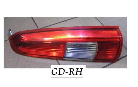 Volvo V70 Rear/tail lights 9154494
