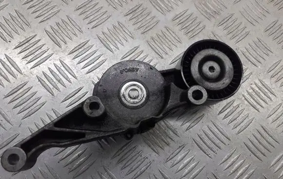 Volkswagen Touran I Alternator belt tensioner pulley 03G903315C