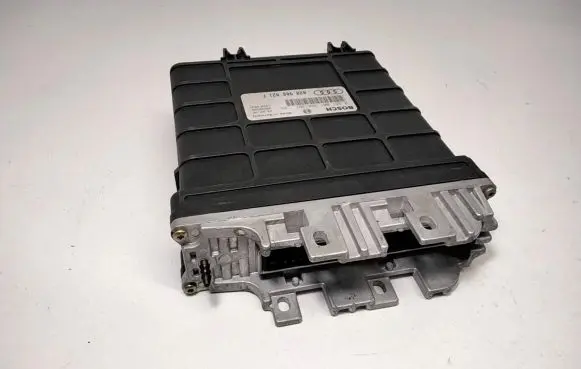 Audi A4 S4 B5 8D Engine control unit/module 028906021F 28SA2589 0281001366