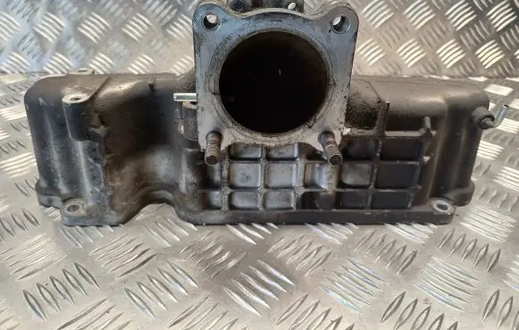 Toyota Avensis T250 Intake manifold 171110R010