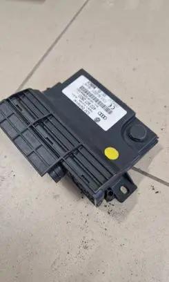 Audi A8 S8 D3 4E Power management control unit 4E0907280D F005S00327 4E0910280A