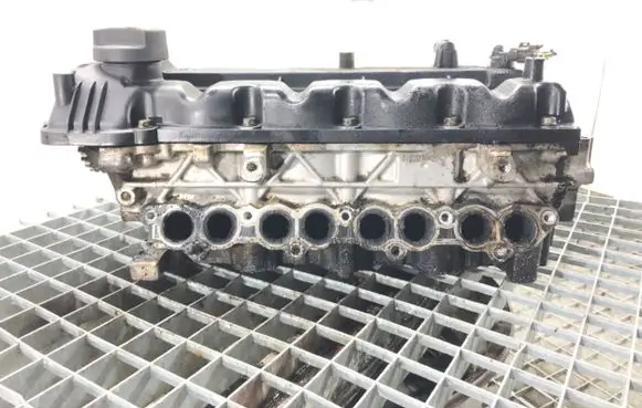 Hyundai ix35 Engine head D4FD