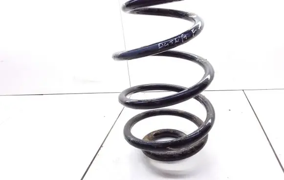 Opel Astra F Rear coil spring