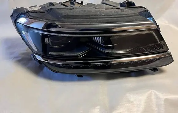 Volkswagen Tiguan Headlight/headlamp 5NB941082A 030110123600 5NB941082