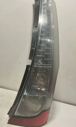 Mitsubishi Grandis Rear/tail lights 22087642