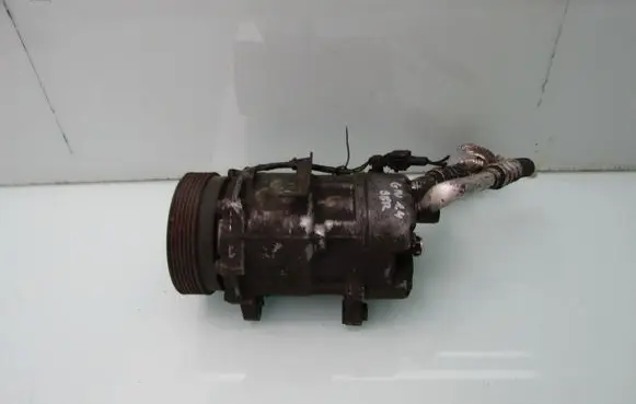 Volkswagen Golf IV Air conditioning (A/C) compressor (pump)