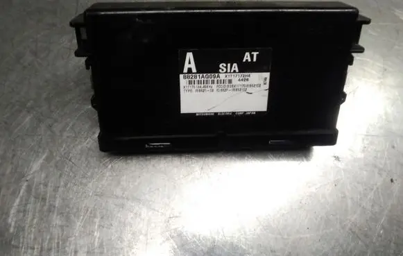 Subaru Outback Other control units/modules 88281AG09A X1T17172H4
