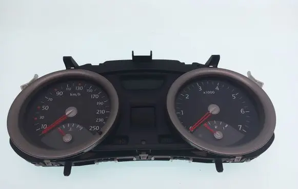Renault Megane II Speedometer (instrument cluster) 8200306552