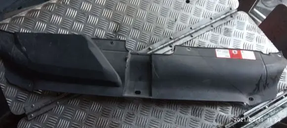 Audi A5 8T 8F Top upper radiator support slam panel 8T0807081A