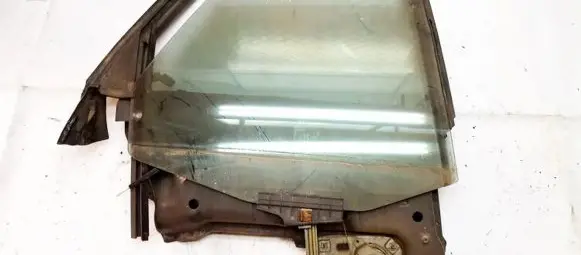 Audi 100 S4 C4 Rear door window/glass frame 
