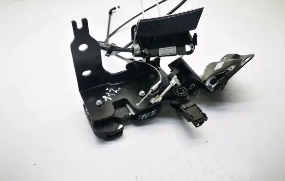 Mercedes-Benz E W212 Seat back rest lock catch A2129200276 A2129209500 2129209200