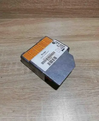 BMW 5 E39 Airbag control unit/module 8374799