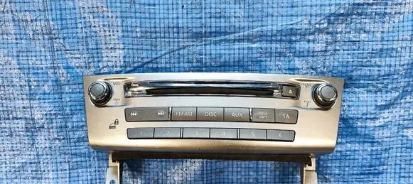 Infiniti FX Head unit multimedia control 353911MK0A