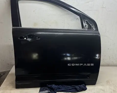 Jeep Compass Front door 05116471AB 2090450