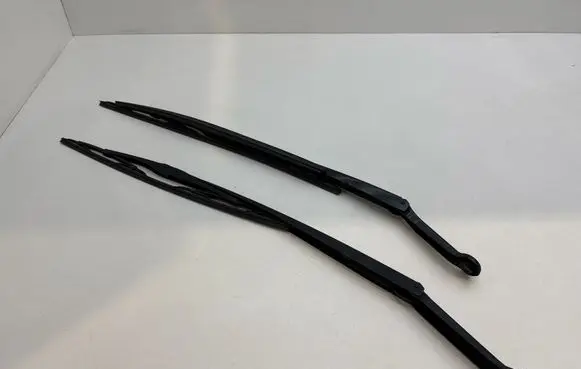 BMW 3 E46 Windshield/front glass wiper blade 