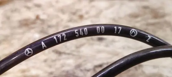 Mercedes-Benz SLK R172 ABS brake wheel speed sensor A1725400017
