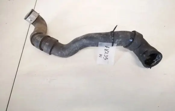 Mercedes-Benz C W203 Engine coolant pipe/hose