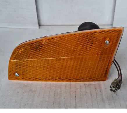 BMW 3 E21 Front indicator light 1359161