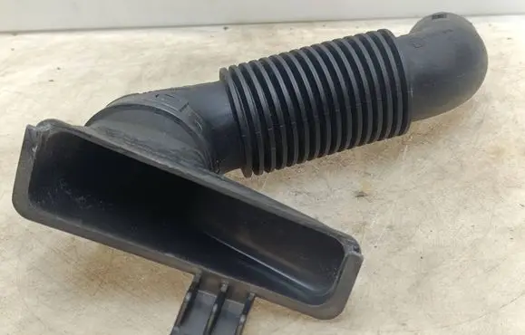 Opel Corsa F Air intake hose/pipe 9824240080 9828116280