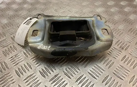 Peugeot 3008 II Engine mount bracket 9813699680