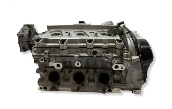 Volkswagen Touareg II Engine head 06E103403K 06E145100M