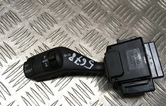 Ford Focus Indicator stalk 17D9402