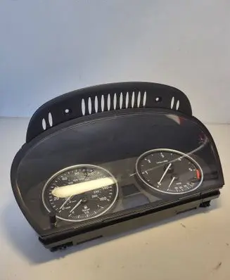 BMW 5 E60 E61 Speedometer (instrument cluster) 62119153756