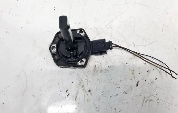 Audi A6 S6 C6 4F Oil level sensor 06E907660