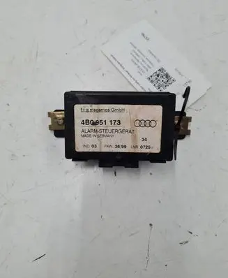 Audi A3 S3 8L Alarm control unit/module 4B0951173