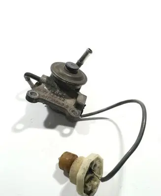 Mitsubishi Pajero Fuel filter housing ADM52342