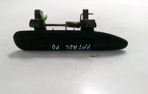 Nissan Patrol Y61 Front door exterior handle