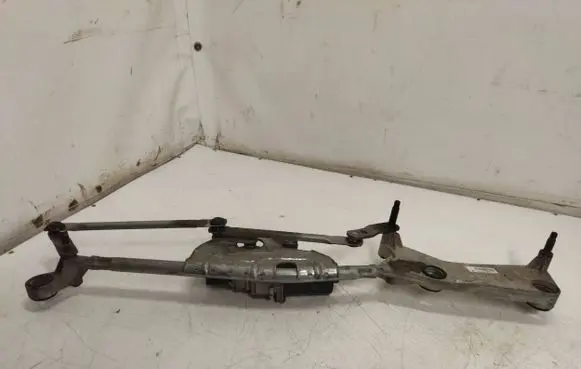Mercedes-Benz ML W164 Front wiper linkage and motor A1648202442