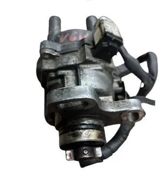 Mazda 121 Spark distributor D4T8902 B3C73Y03