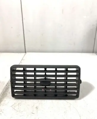 Volkswagen Golf V Dash center air vent grill 1J0819755B