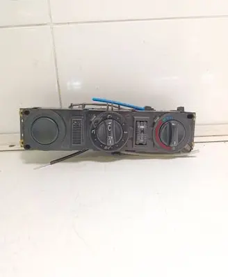 Mercedes-Benz Sprinter W901 W902 W903 W904 Climate control unit A0008306285 5HB00805702