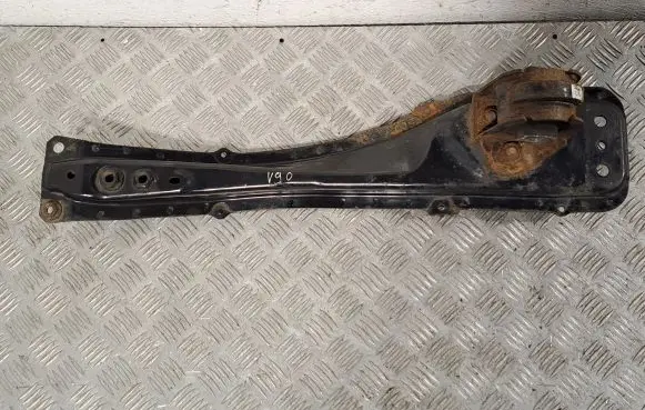 Toyota Corolla Verso AR10 Front subframe 512040F010 519600F010