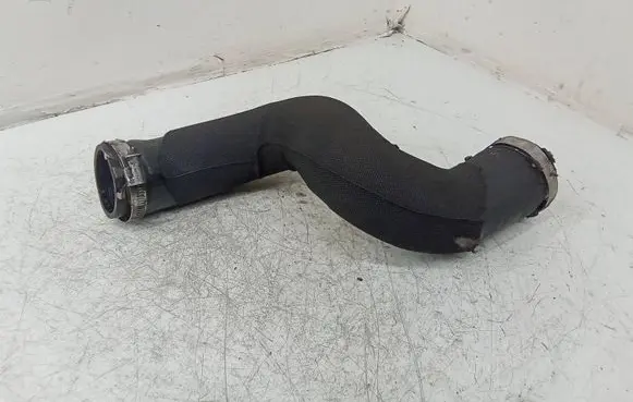 Audi Q5 SQ5 Intercooler hose/pipe 8R0145737N