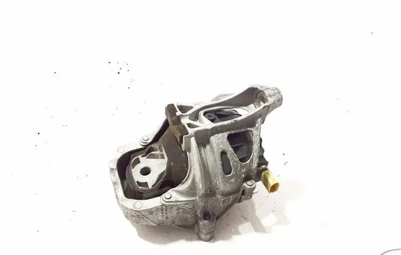 Engine mount bracket