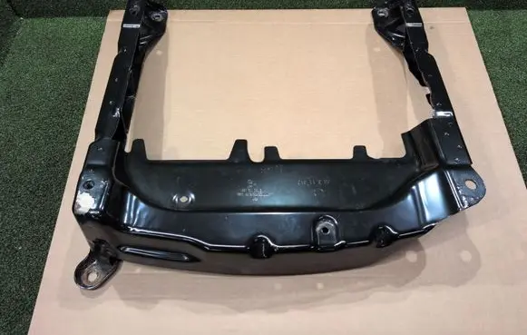 Porsche Cayenne (92A) Front passenger seat console base 7P0881678B