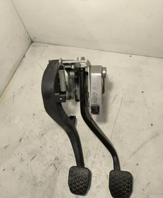 BMW 3 E92 E93 Pedal assembly 502271365 35006778977