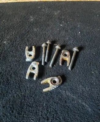 Renault Scenic III - Grand scenic III Fuel Injector clamp holder