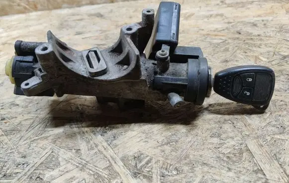 Dodge Caliber Ignition lock 05057297AH P4685719AD