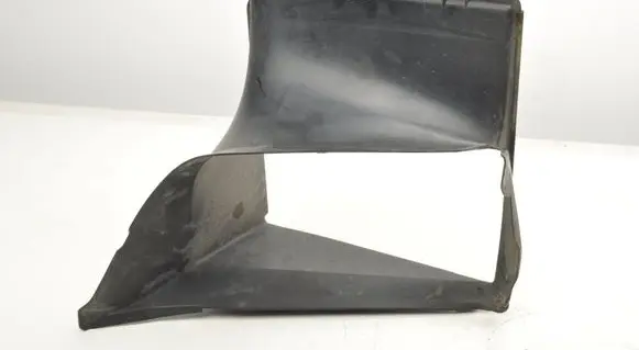 Porsche Macan (95B) Intercooler air channel guide 95B117336K