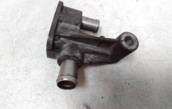 Opel Zafira A Engine coolant pipe/hose 90573652