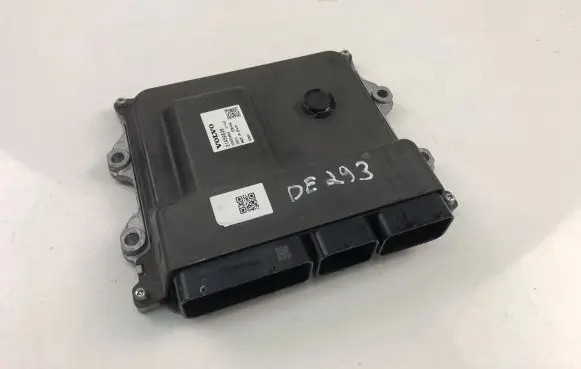 Volvo XC40 Engine control unit/module 31459638