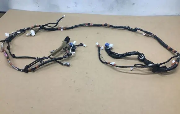 Lexus RX 330 - 350 - 400H Tailgate/trunk wiring harness 8218448300